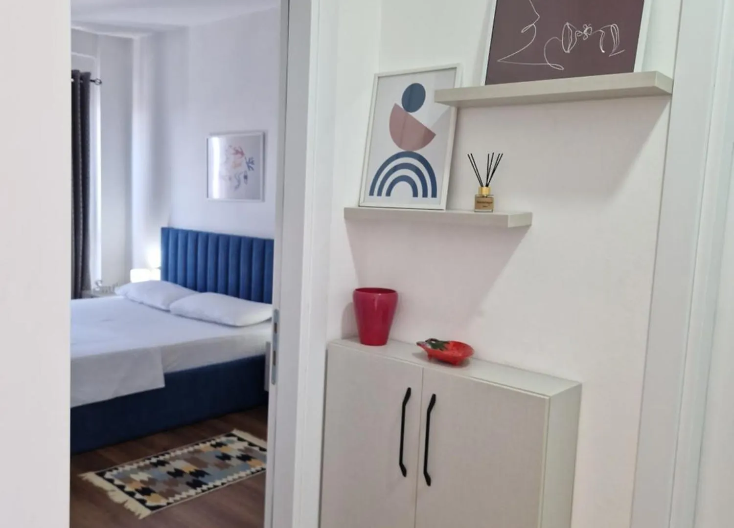 Red & White Palace Apartment Tirana 0*,  Albania
